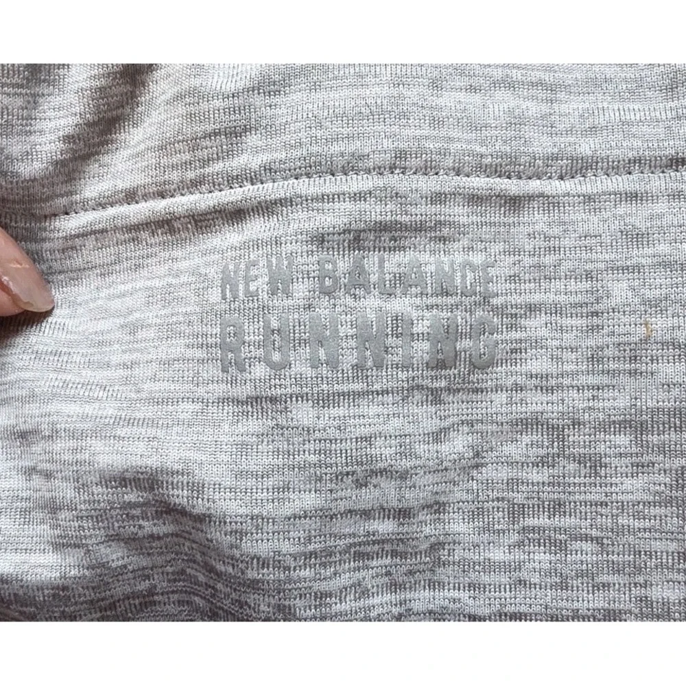 NB Running Heat‎ Grid M Heat Grid 1/2 Zip Pullover Grey Waffle KnIt Reflective